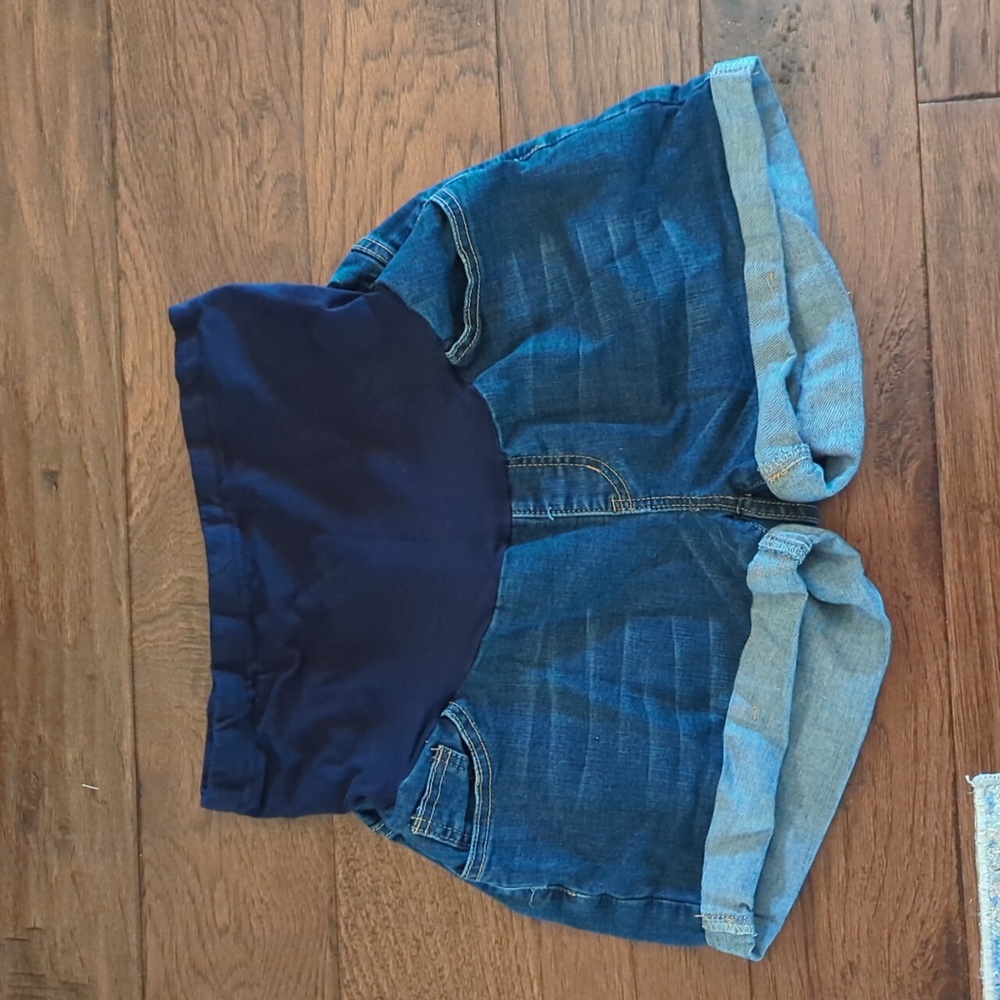 Denim maternity shorts